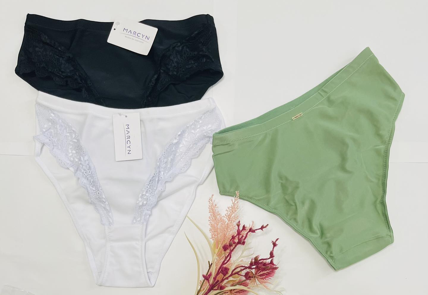 KIT COM 3 CALCINHAS PLUS ALTA RENDA cód.534.381